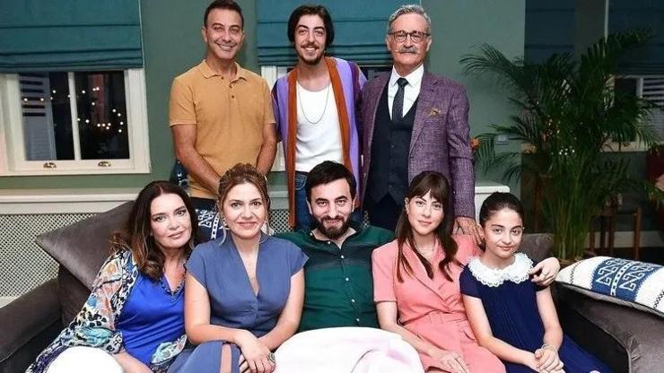 Aykut Enişte 2 filmi oyuncuları: Cem Gelinoğlu, Melis Babadağ yer alıyor… Aykut Enişte nerede çekildi, hangi yıl?