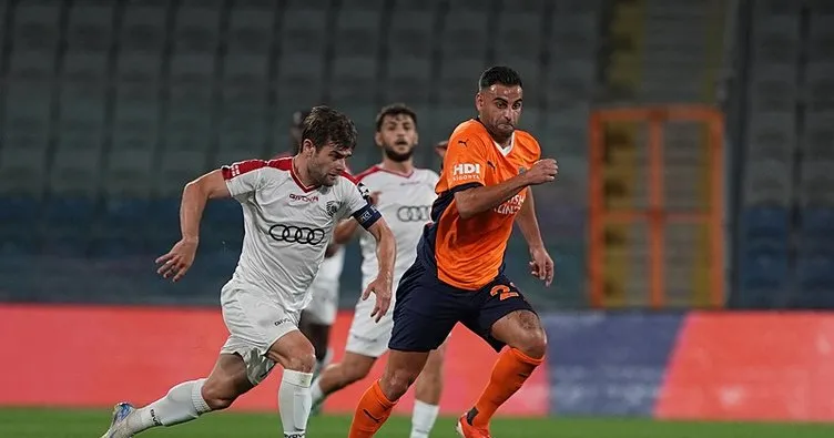 Başakşehir, Iberia engelini geçti! Temsilcimiz Konferans Ligi’nde play-off’ta