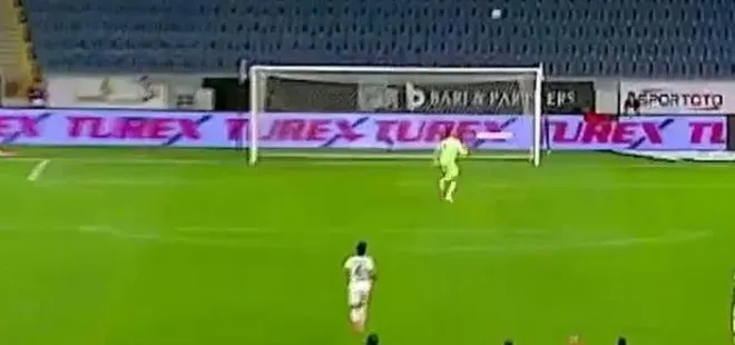 Joao Figueiredo orta sahadan avladı! Başakşehir – Alanyaspor maçında harika gol