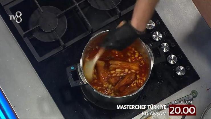 Mehmet Şef’in Kuru Fasulye Tarifi: Lezzetin Sırlarıyla Adım Adım (MasterChef Türkiye)