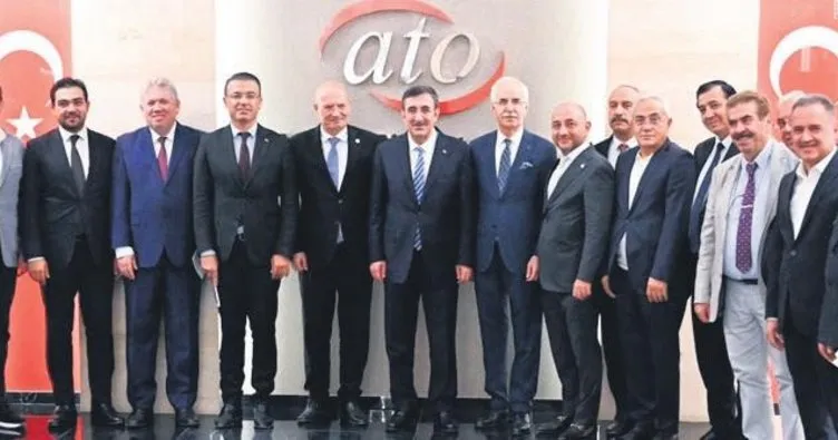 Yılmaz, ATO heyetiyle bir araya geldi