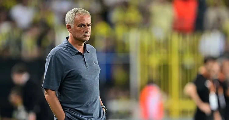 FENERBAHÇE HABERLERİ: Fenerbahçe’ye Jose Mourinho’dan 2 yeni sol bek!