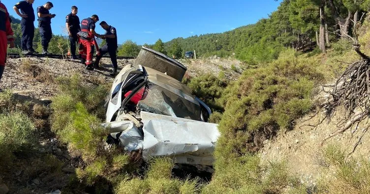 Muğla’da yürek kaza! Denizlili yeni evli çifti ölüm ayırdı