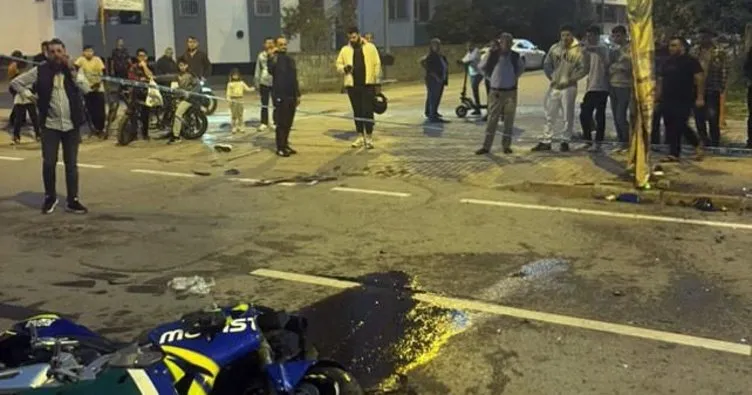 Ağaca çarpan motosikletteki 2 kişi öldü