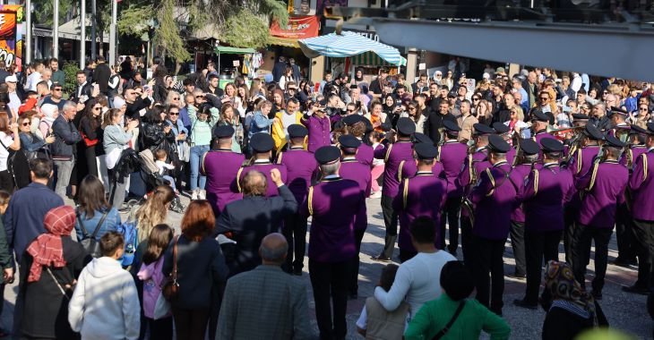 Bursa’nın dört bir yanında Cumhuriyet Bayramı coşkusu