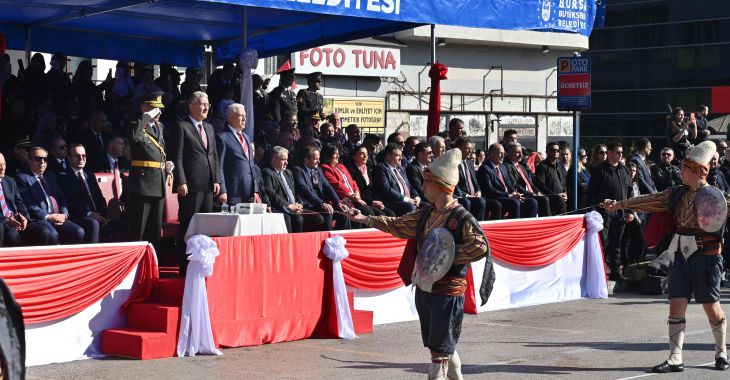 Cumhuriyet Bayramı’nda Bursa’ya yakışan kutlamalar