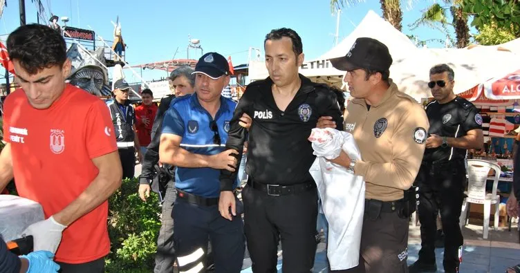 Fethiye’de kurt köpeği görev yapan polislere saldırdı: Köpeğin elinden ısırdığı polis hastaneye kaldırıldı