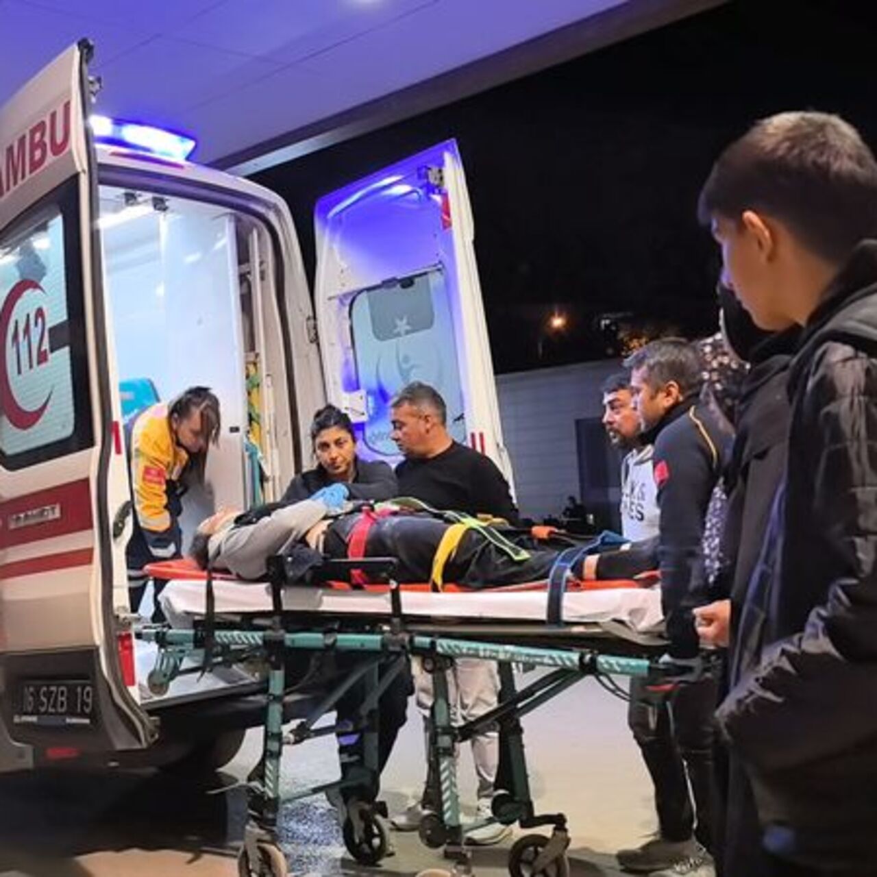 Halı silkelerken canından oluyordu!