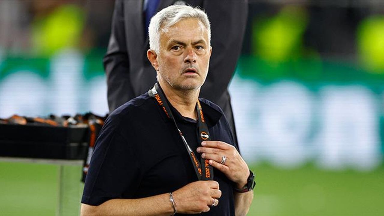 Jose Mourinho kaç maç ceza alacak?