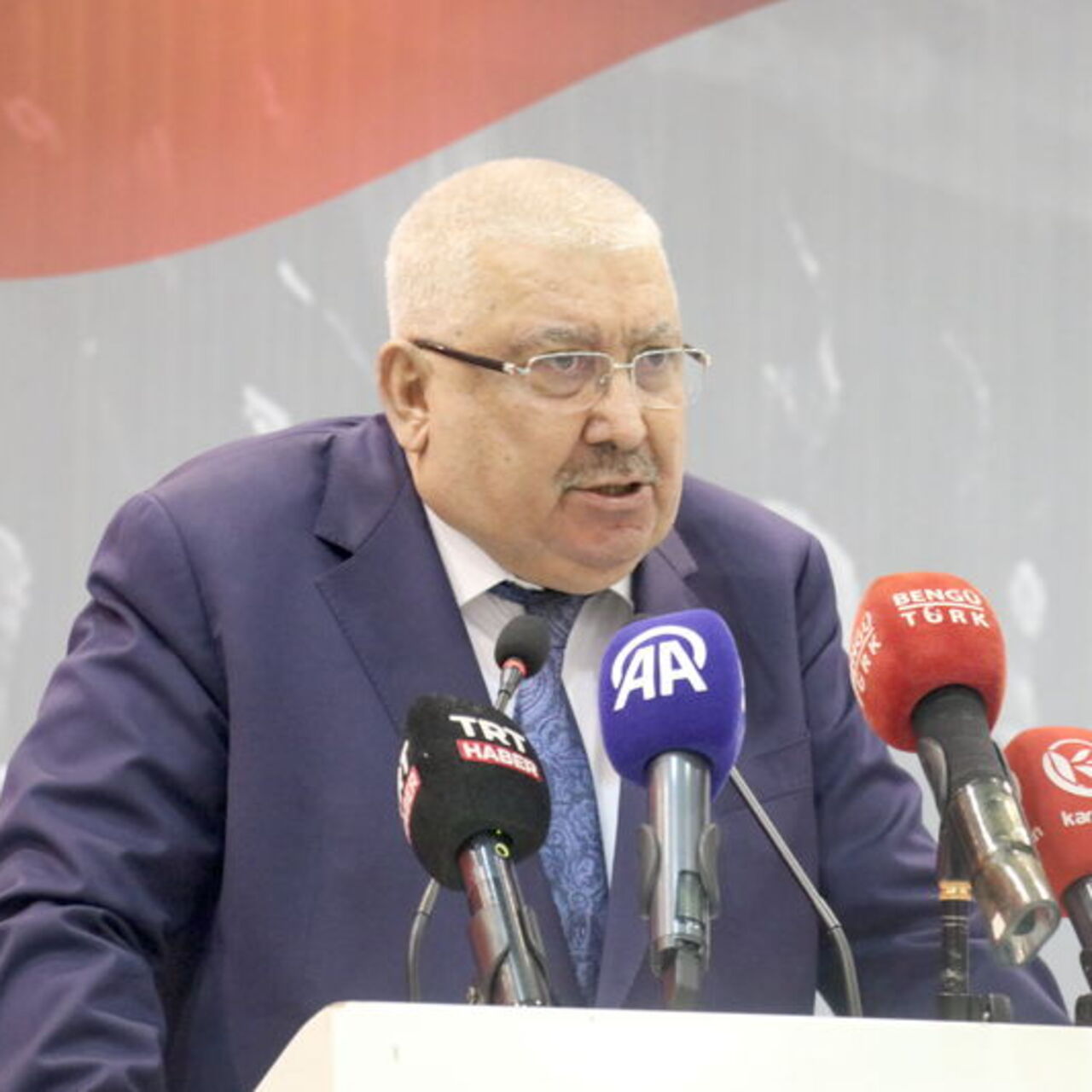 MHP’li Semih Yalçın’dan ‘davet’ açıklaması