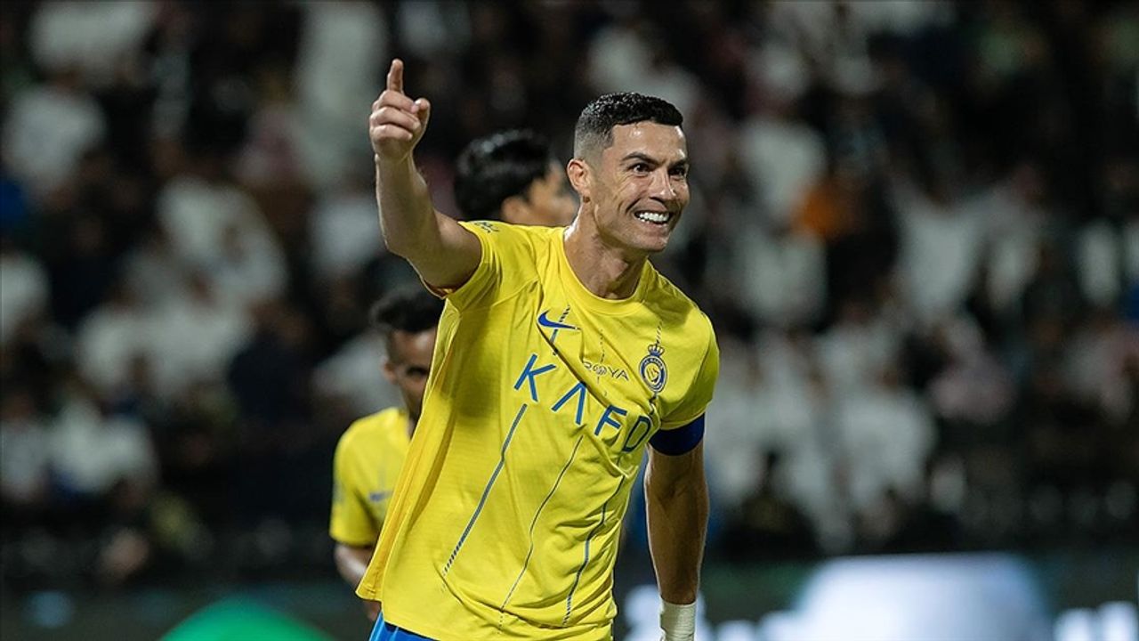 Ronaldo son dakikada sahneye çıktı!