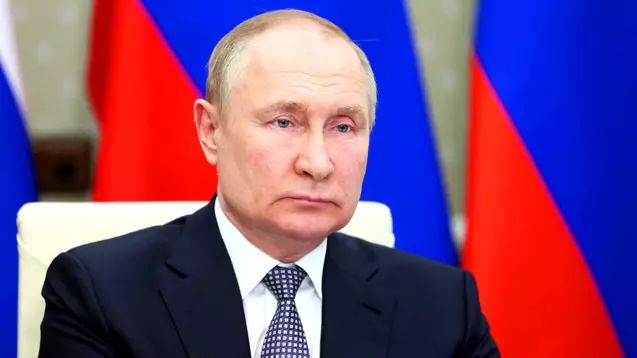 Rusya’da hareketlilik! Putin Kremlin’de! Acil toplantı kararı