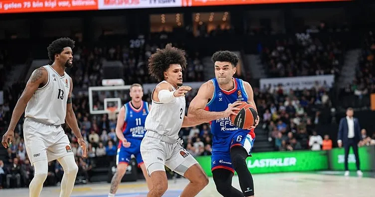 Anadolu Efes, Paris Basket’e boyun eğdi!