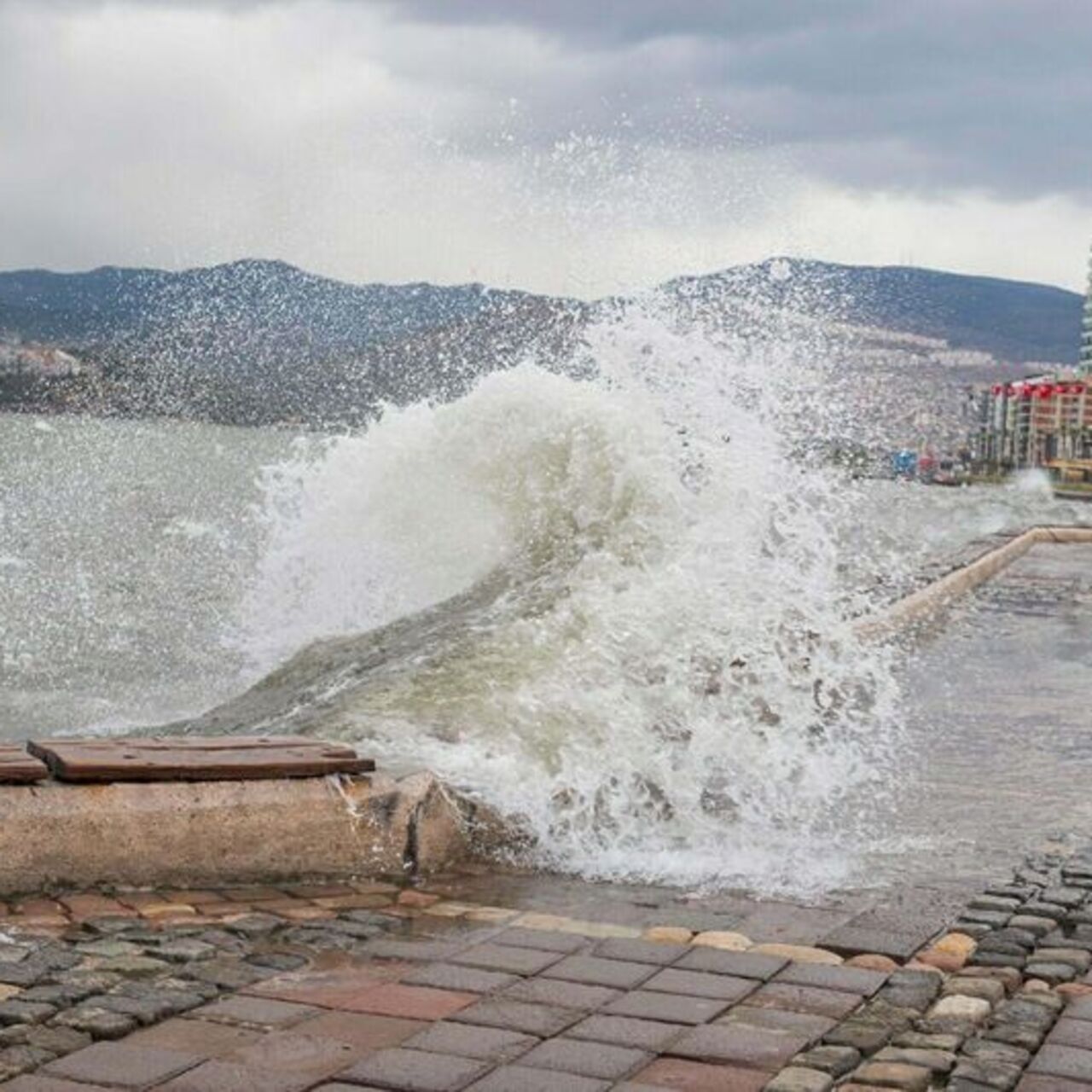 Ege Denizi’nde fırtına uyarısı