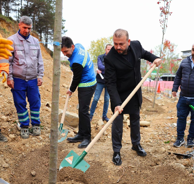 Arnavutköy Belediyesi "Yenidoğan Hatıra Ormanı" oluşturdu