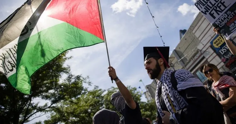 New York Times binasına giren Filistin destekçilerini gözaltına aldılar!