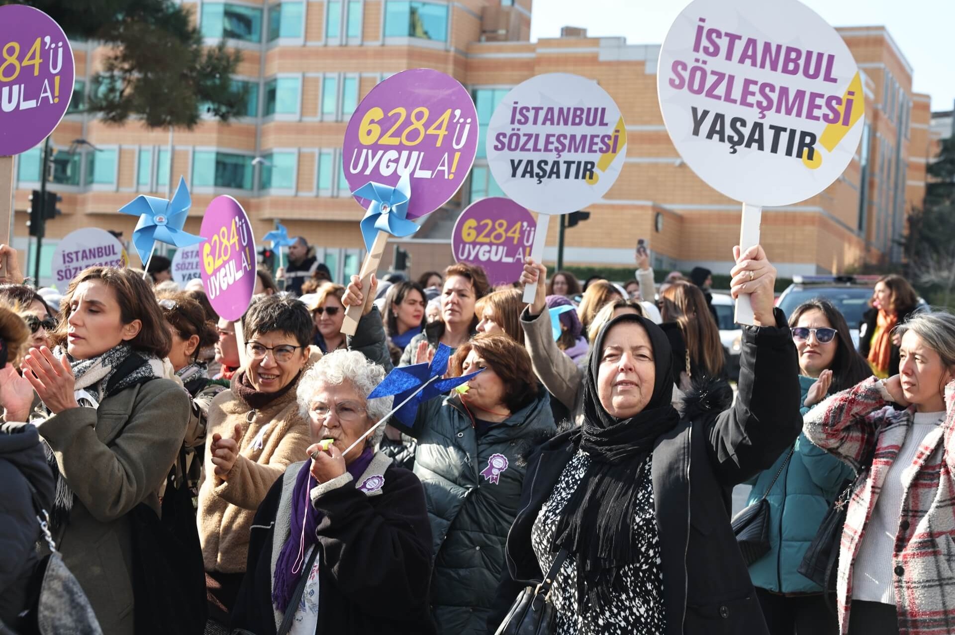 Nilüferli kadınlardan şiddete karşı tek ses