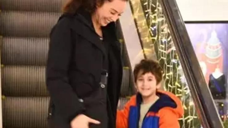 Azra Akın’ın ‘Demir’ hassasiyeti!