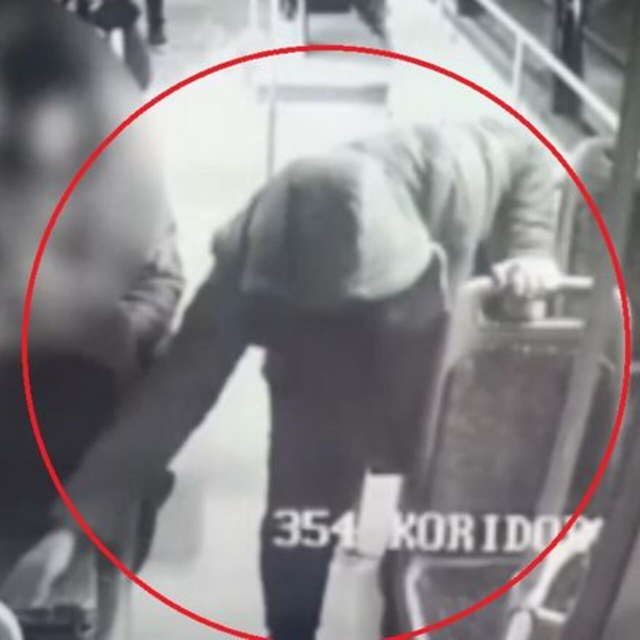 Halk otobüsünde ilginç hırsızlık!