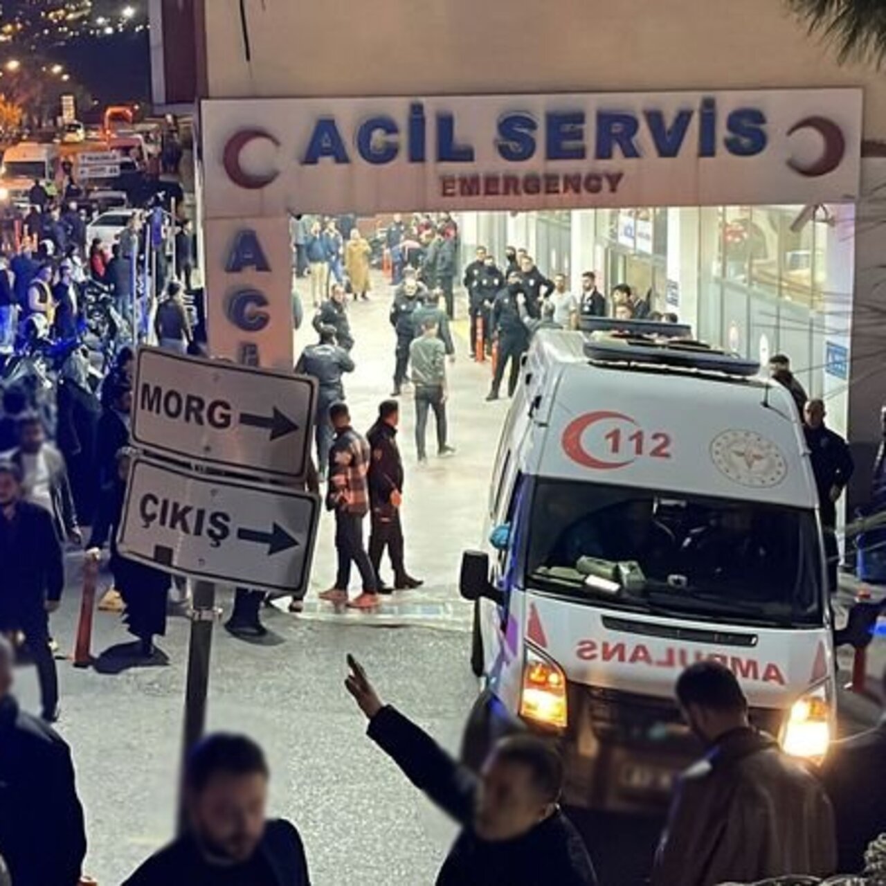 İki kardeş tabancayla vuruldu: 1 ölü, 1 yaralı
