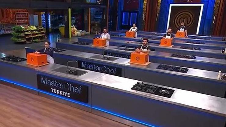 İlk 6’ya kim girdi? MasterChef’te ilk 6’ya kalan ikinci isim! Kerem ceket yarışını kazandı!