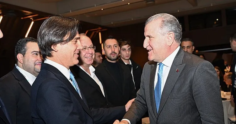 Montella’dan Turkuvaz Medya Spor Zirvesi’nde çarpıcı sözler!