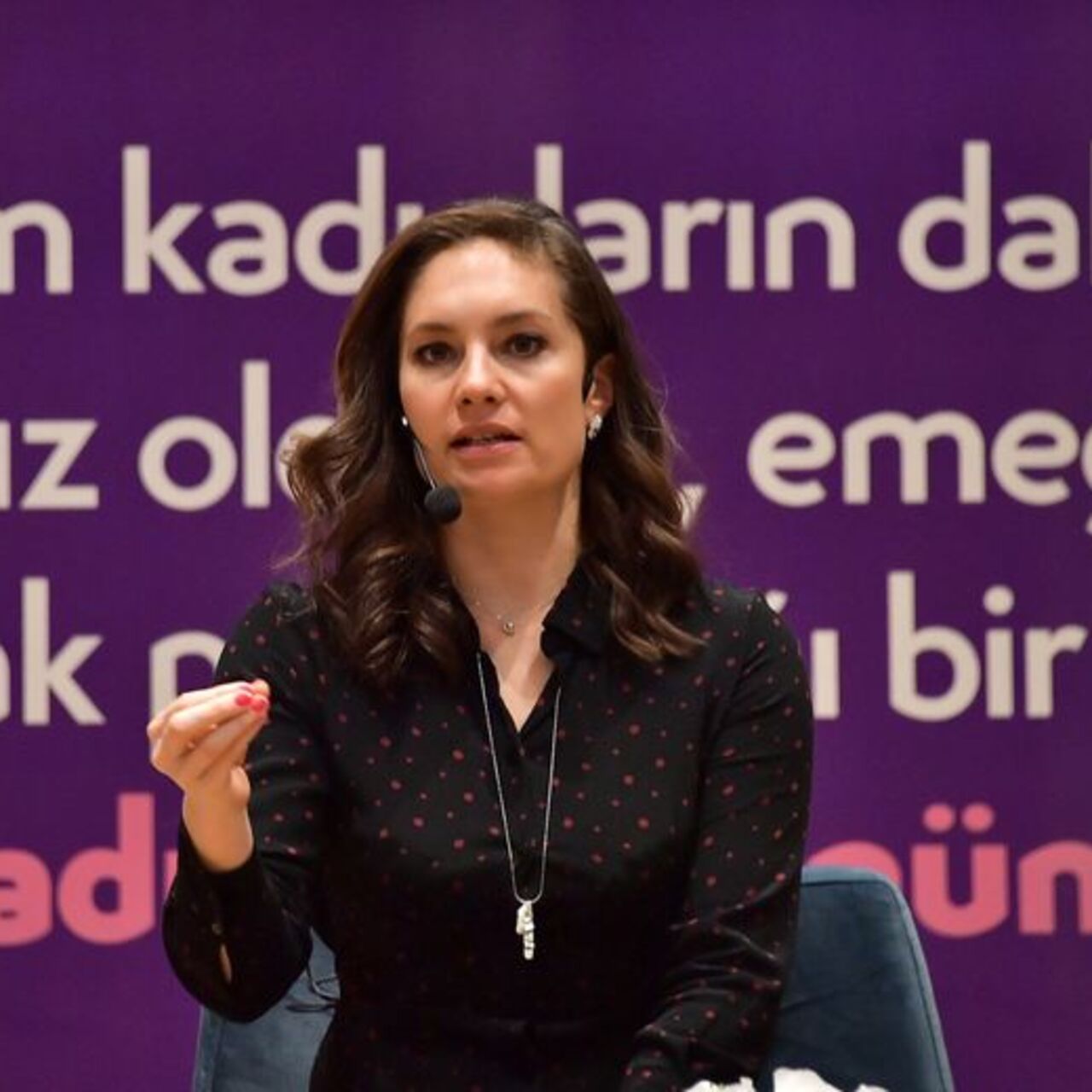 Nevşin Mengü’ye adli kontrol