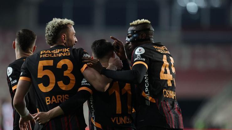 SON DAKİKA! Galatasaray’dan Sivasspor maçı sonrası tepki geldi