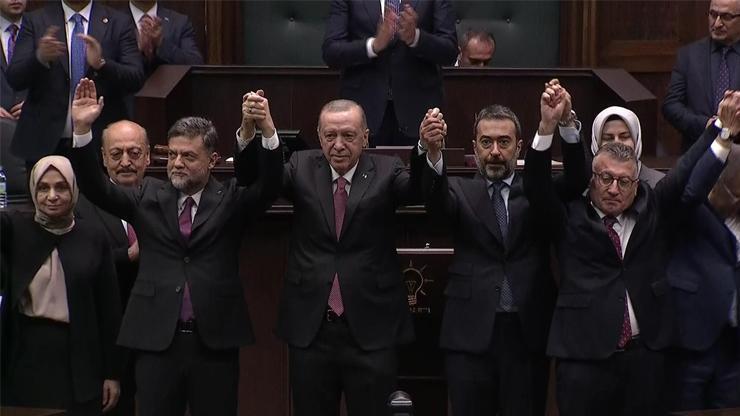 SON DAKİKA… Gelecek Partisi’nden istifa eden Milletvekili Nedim Yamanlı, AK Parti’ye katıldı