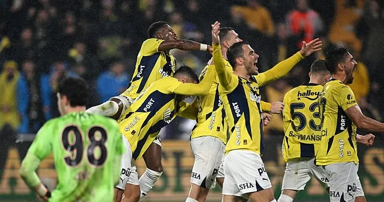 SON DAKİKA HABERİ | Fenerbahçe, Başakşehir’i golcüleriyle devirdi! Kadıköy’de üst üste 4.galibiyet…