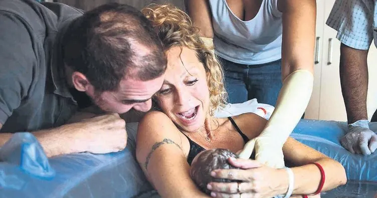 Sezaryene karşı müzik terapili suda doğum