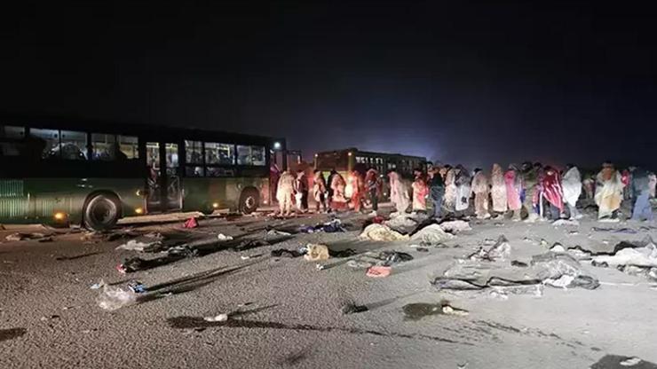 Silahlarıyla birlikte Irak’a kaçmışlardı! Rejim askerleri Suriye’ye geri gönderildi