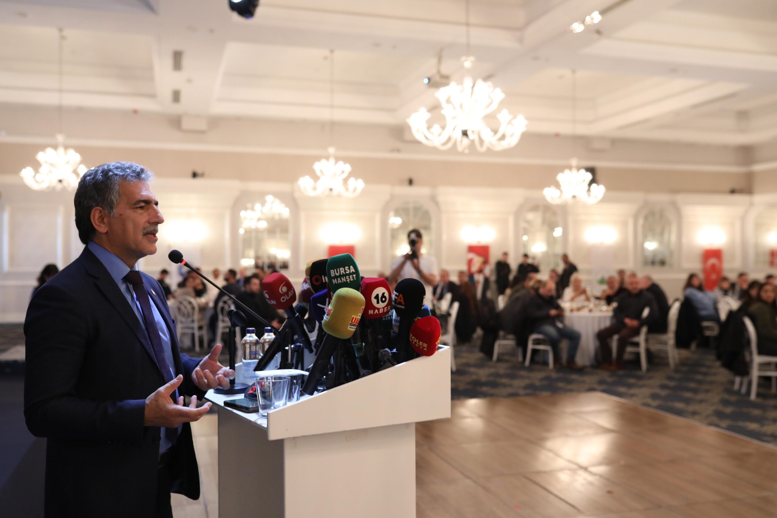 Başkanlar gazetecileri ağırladı