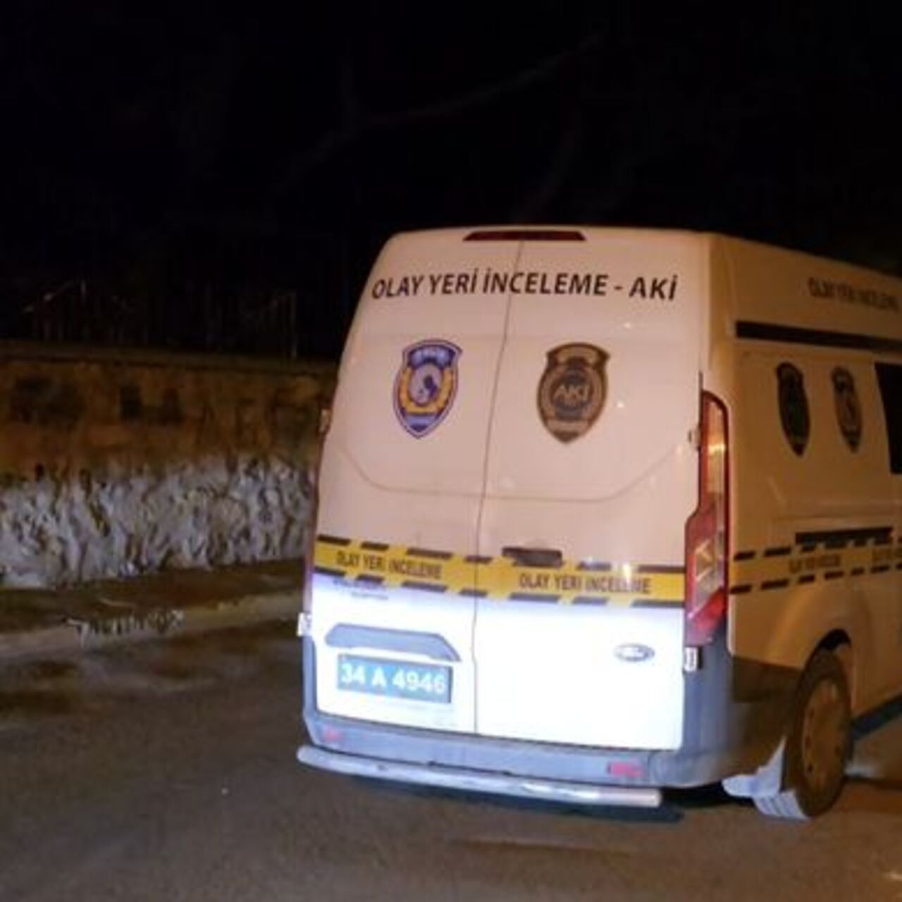 Fotoğraf çekilmek isterken arkadaşını öldürdü!