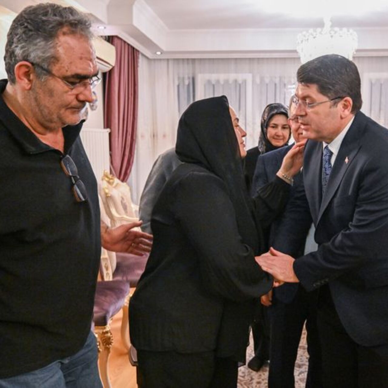 Gençbay ailesine taziye ziyareti