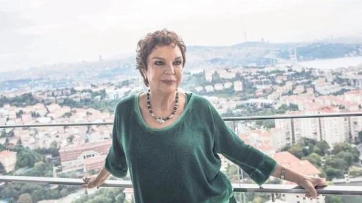 Selda Alkor 82 yaşına girdi! Doğum gününü arkadaşlarıyla kutladı