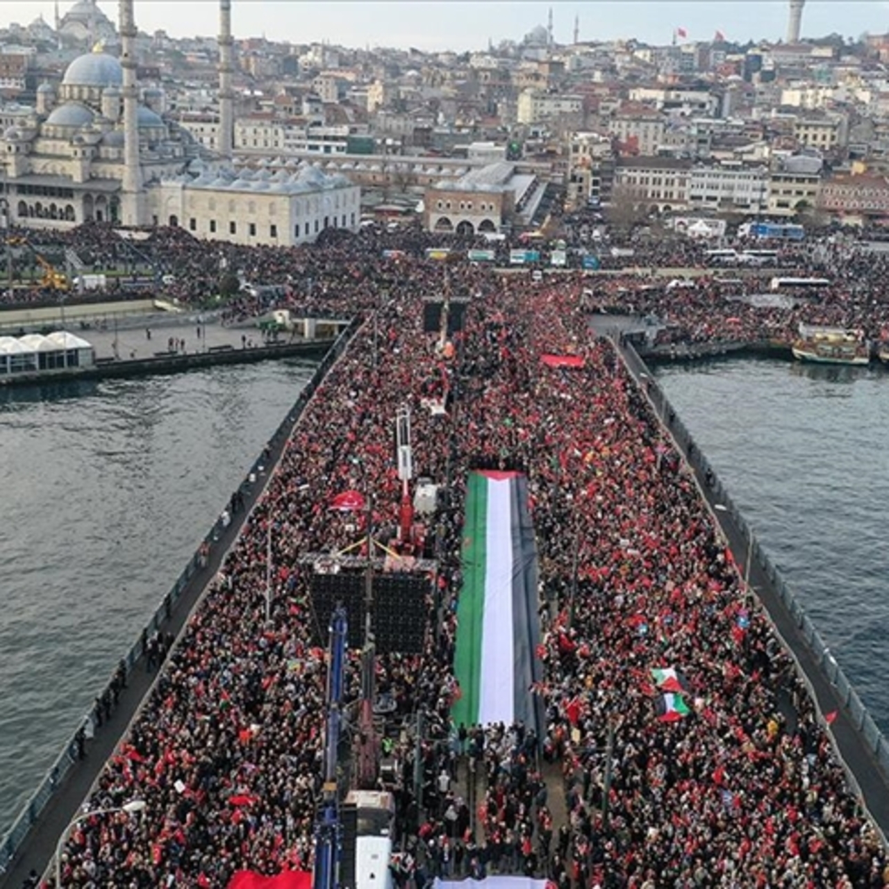 CHP’ye Galata izni çıkmadı