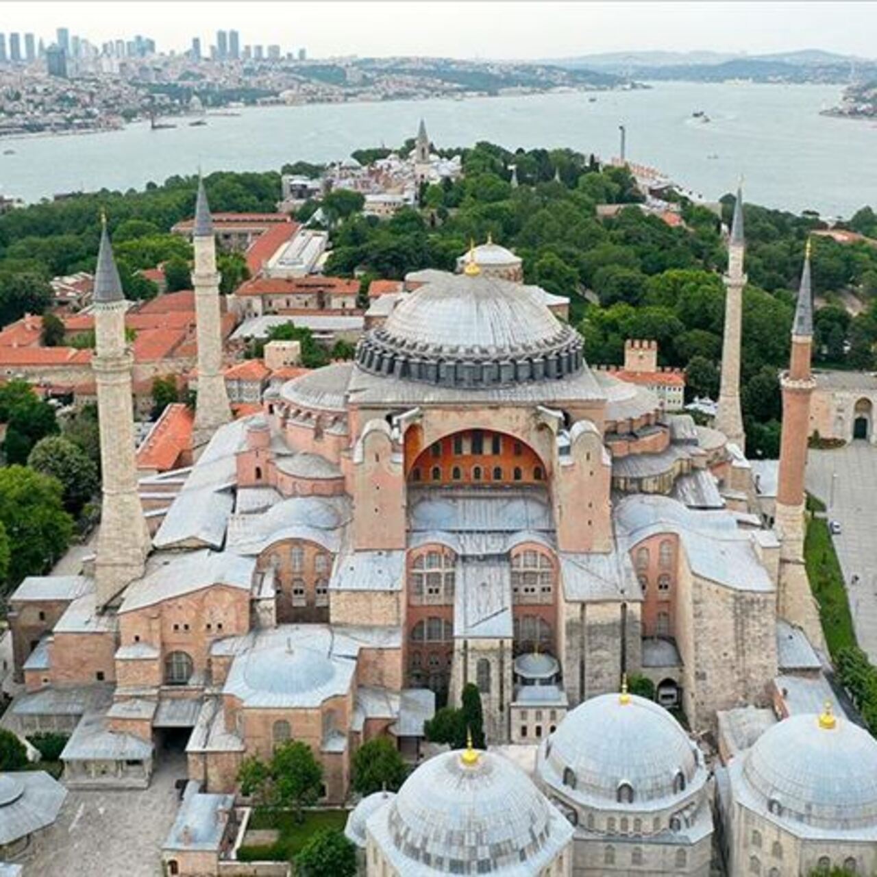 Vakıflar Genel Müdürlüğü’den Ayasofya iddialarına yanıt