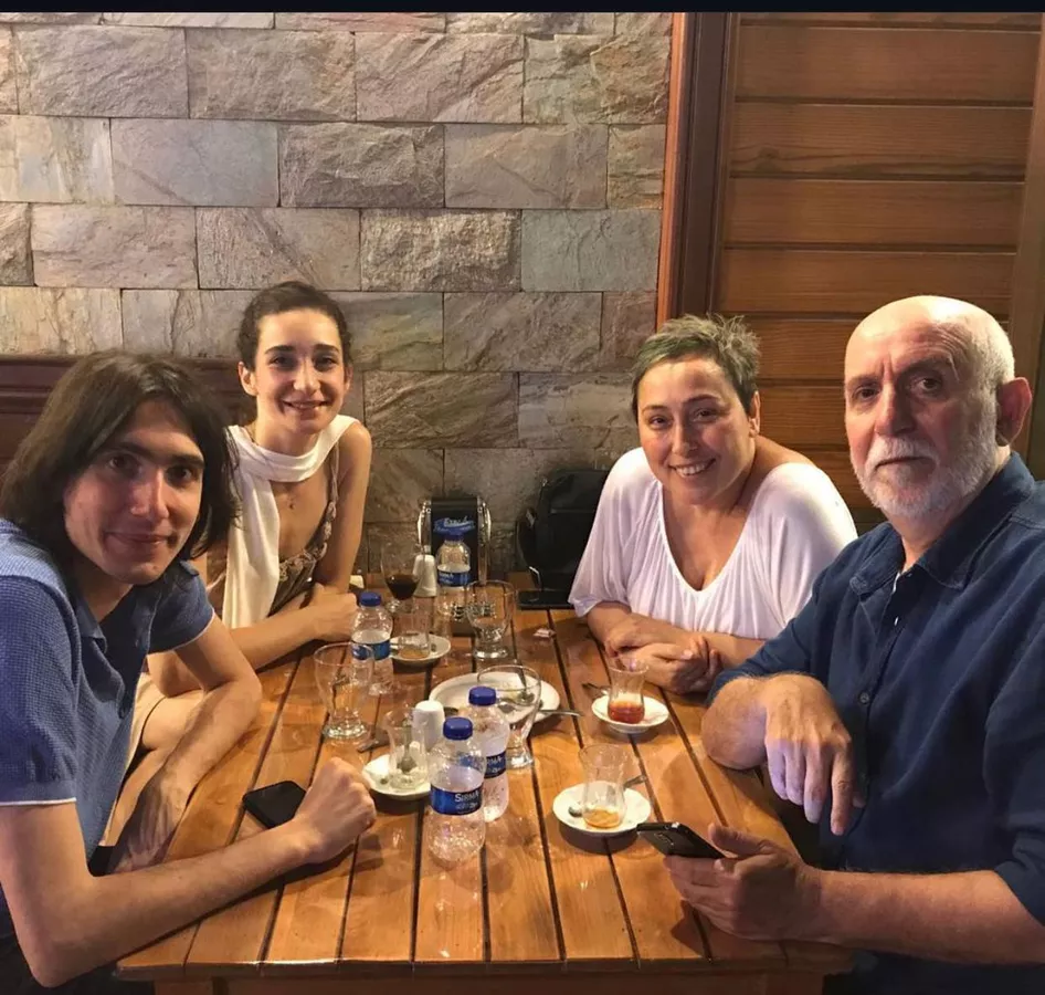 Usta oyuncu Macit Koper’in acı günü: Senarist eşi Hülya Koper’i kaybetti