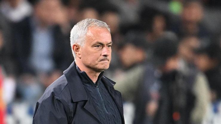 Jose Mourinho: Ben taraftarın düşüncesi ile düşünemem
