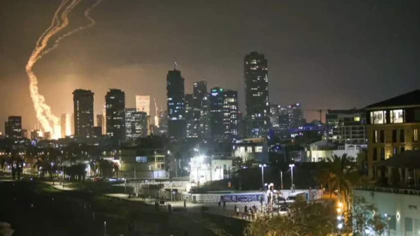 Murray: İsrail, İran’a ABD ile müzakereleri sabote etmek için saldırdı