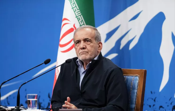 İran basını: Cumhurbaşkanı Pezeşkiyan, İsrail saldırısında yaralandı