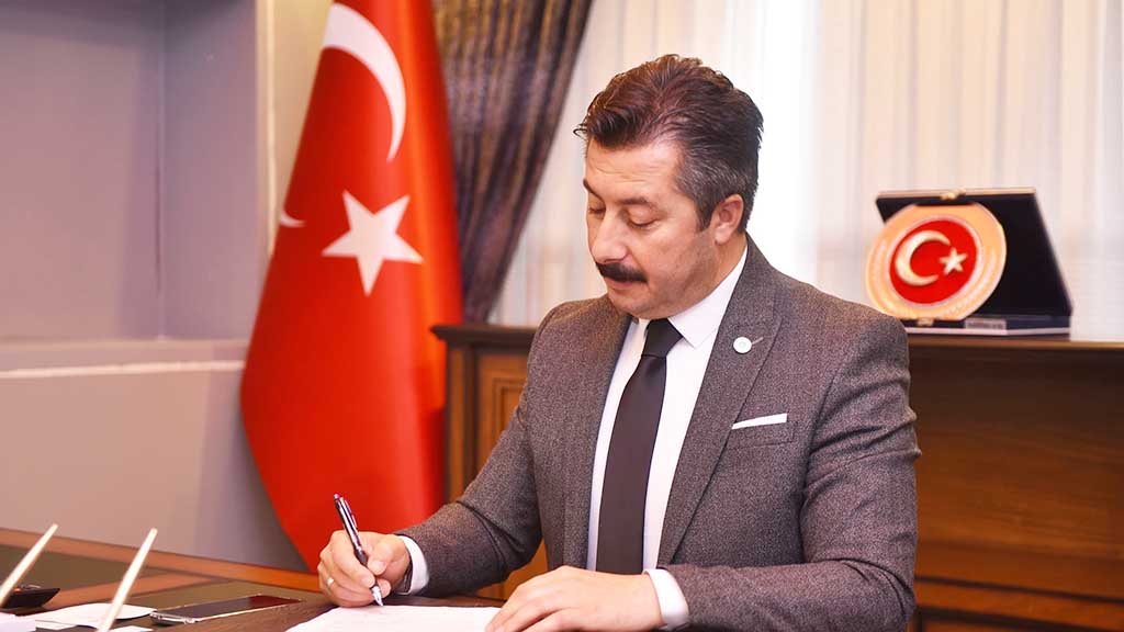 BAŞKAN ERCAN ÖZEL’DEN 15 TEMMUZ MESAJI