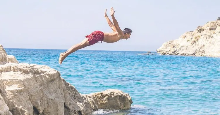 Balıklama atlamayın felç kalabilirsiniz!