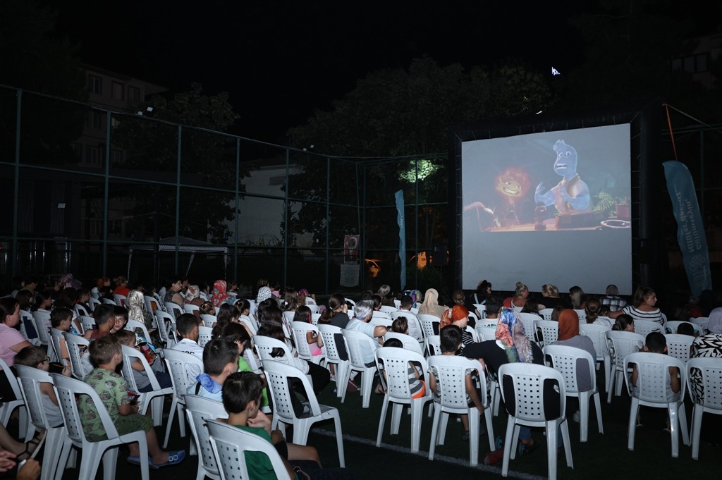 Nilüfer’de çocukların sinema keyfi başlıyor