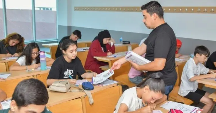 Esenyurt Belediyesi’nden öğrencilere ücretsiz LGS kursu