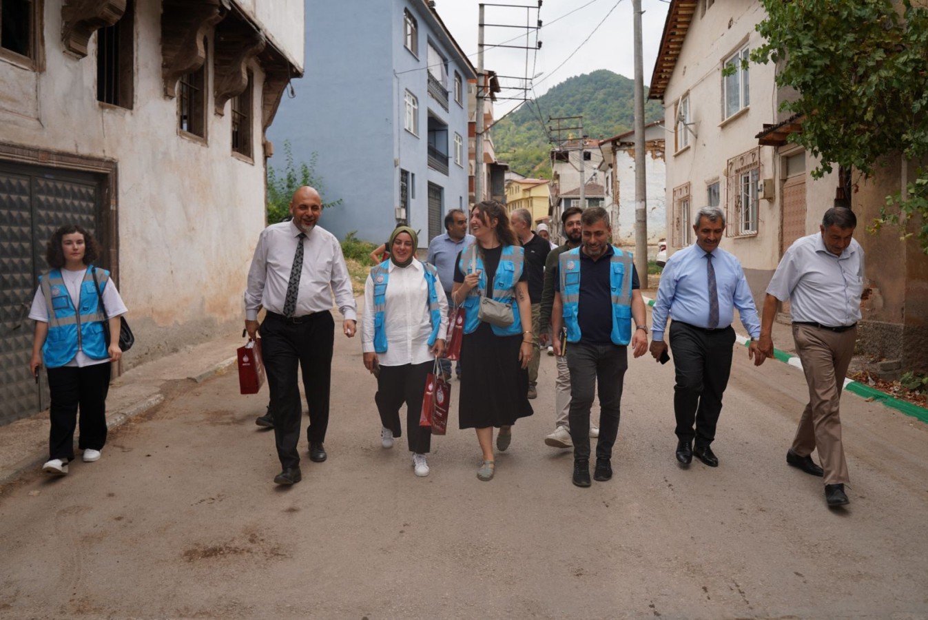 Her Mahalleye Değer: Yeni Sölöz’de BüyükAile Çalışması