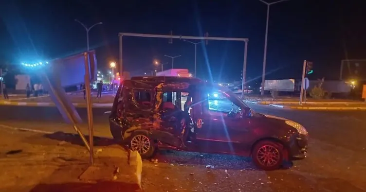 Kamyon ile araç çarpıştı: 1 ölü, 2’si ağır 8 yaralı