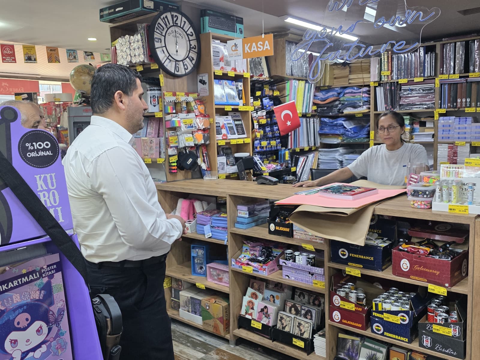 HÜDA PAR Antalya’dan kırtasiyeci esnafına ziyaret