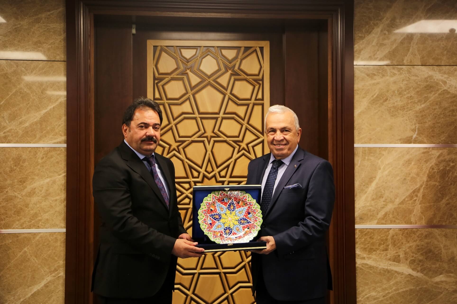 Başkan Şadi Özdemir’den Emniyet Müdürü Gökce’ye hayırlı olsun ziyareti